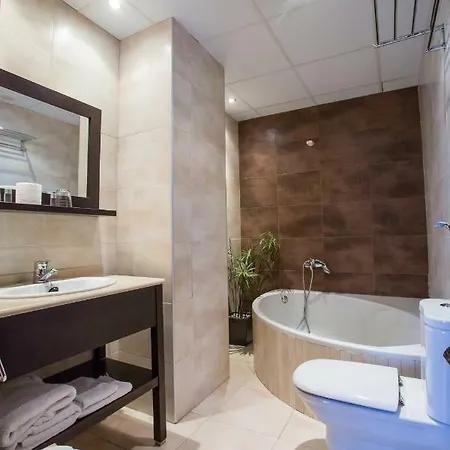 Montesa Hotel 2*